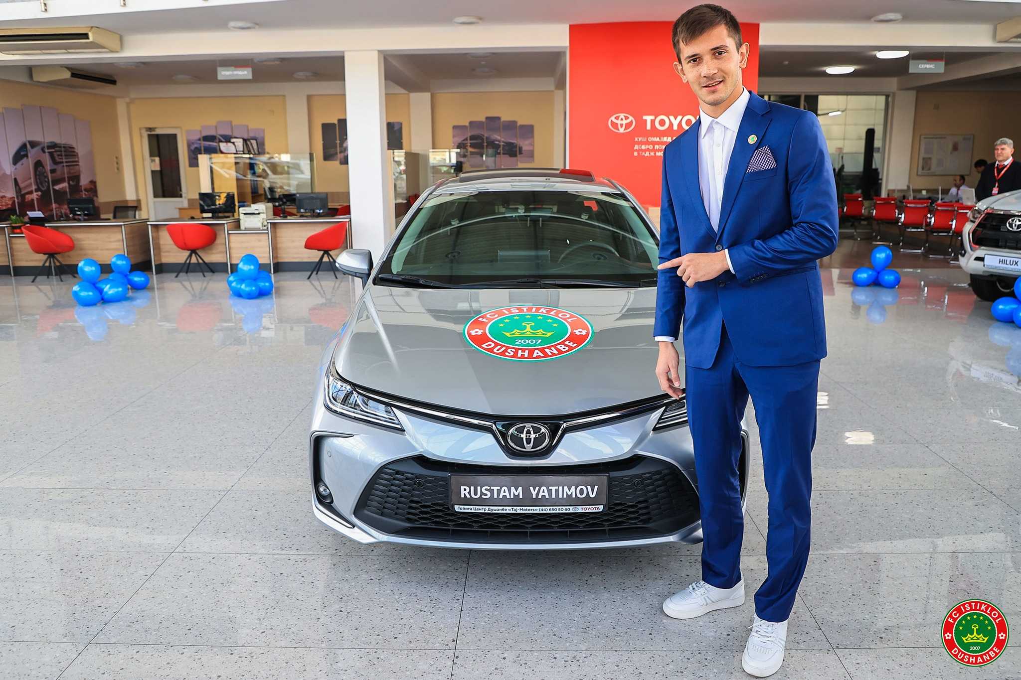 БА РУСТАМ ЯТИМОВ АВТОМОБИЛИ «TOYOTA COROLLA» ТУҲФА КАРДА ШУД