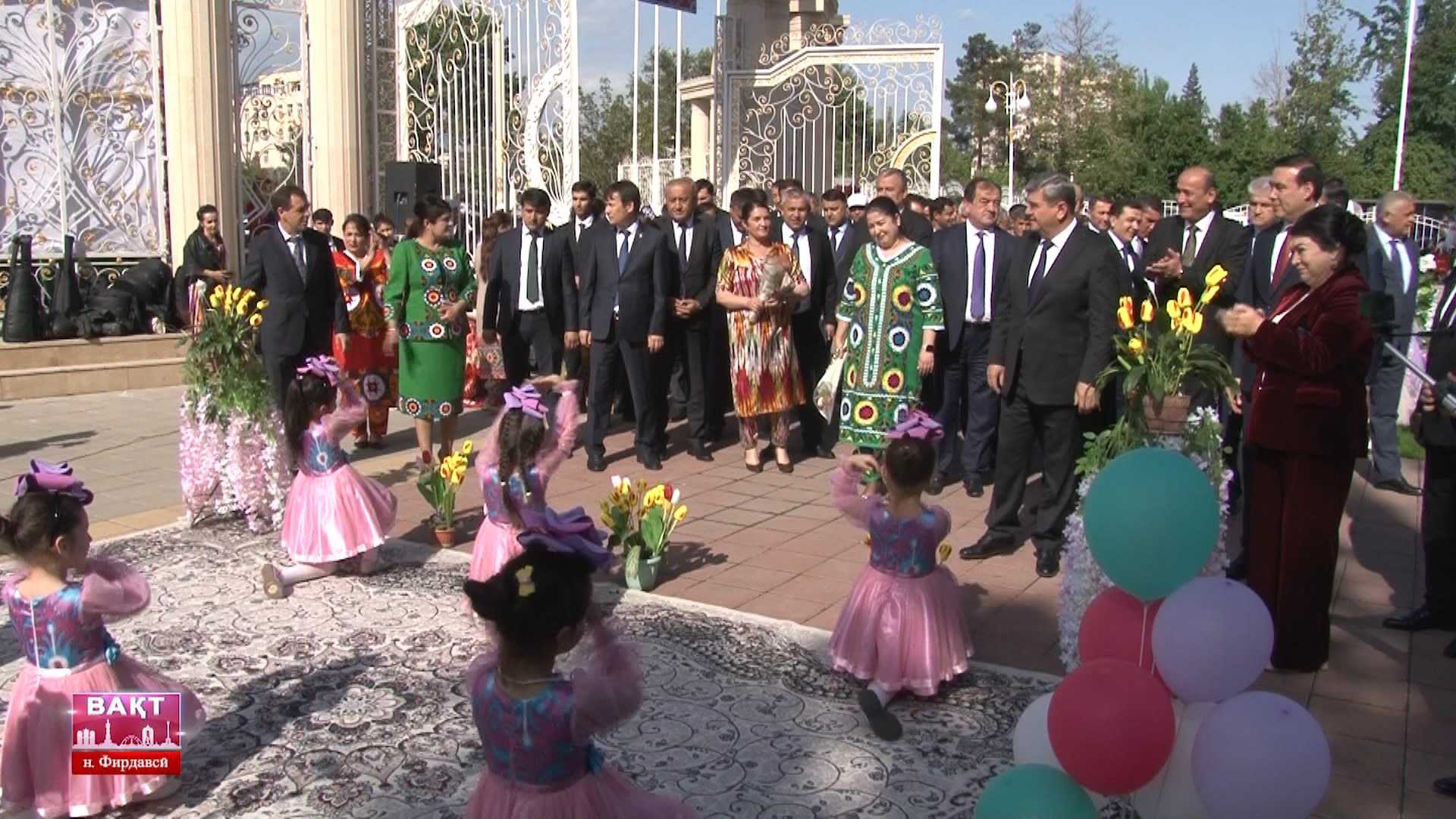 Фестивали ҷумҳуриявии гулҳо таҳти унвони «Сайри гули лола» ҷамъбаст шуд