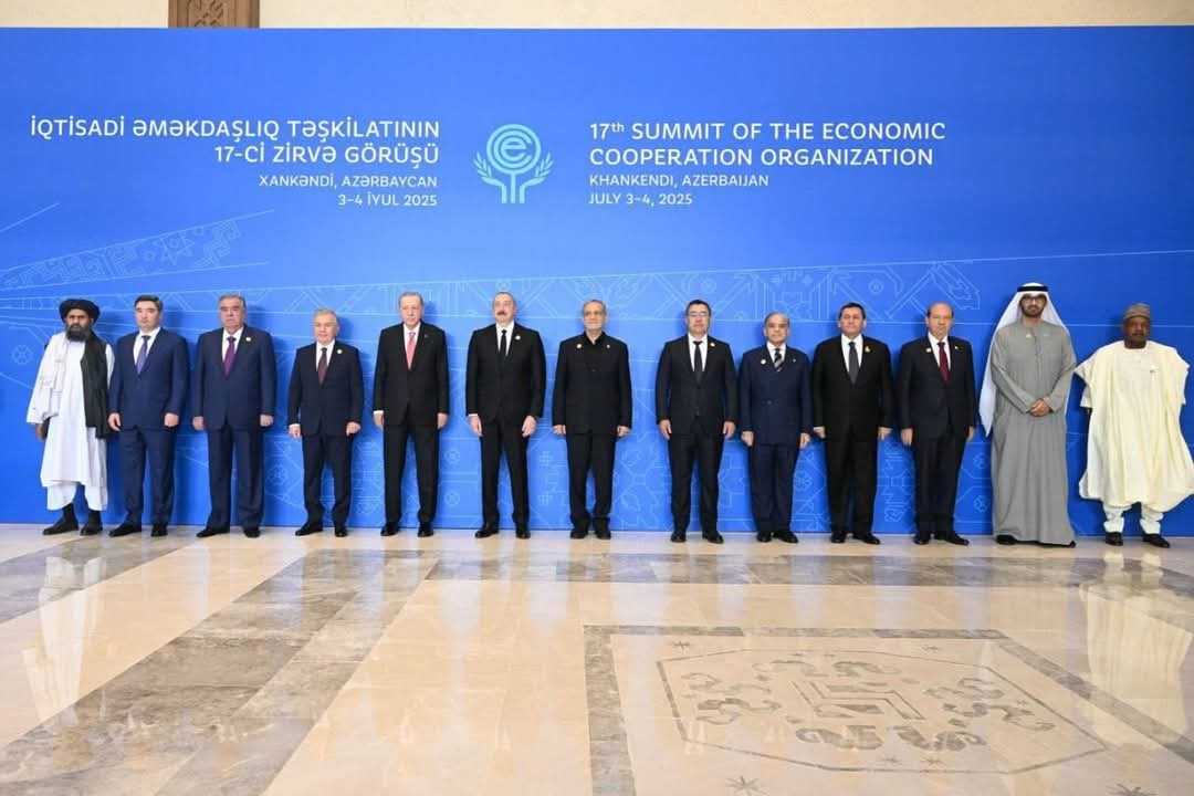 Президенти Ҷумҳурии Тоҷикистон Эмомалӣ Раҳмон дар Ҳамоиши 17-уми Созмони ҳамкории иқтисодӣ иштирок намуданд