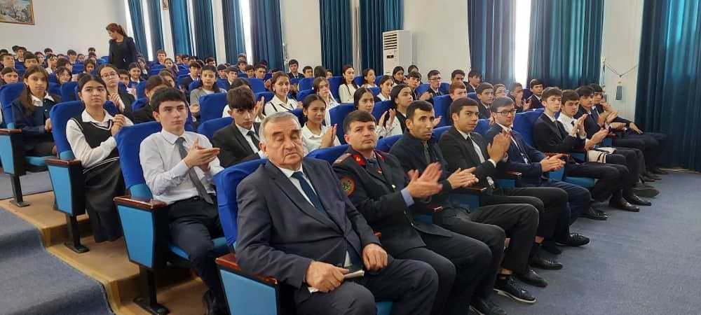 Мулоқоти судманд бо хонандагон