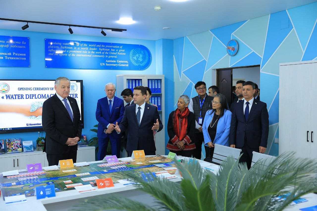 Дар Академияи идоракунии давлатӣ маркази "Дипломатияи об" ифтитоҳ гардид