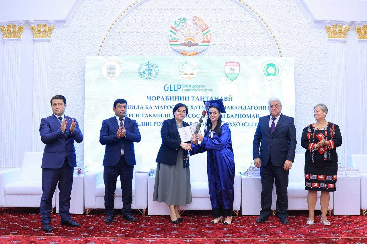 Маросими бошукӯҳи хатми шунавандагони Барномаи глобалии роҳбарӣ дар озмоишгоҳҳо доир гардид