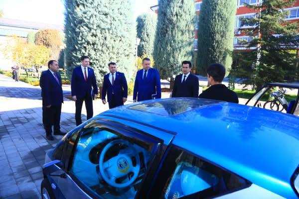 ОҒОЗИ РӮЗҲОИ РОБОТОТЕХНИКА, ТЕХНОЛОГИЯҲОИ ИННОВАТСИОНИИ ТАЪЛИМӢ ВА ИНФОРМАТИКА ДАР ҶУМҲУРИИ ТОҶИКИСТОН