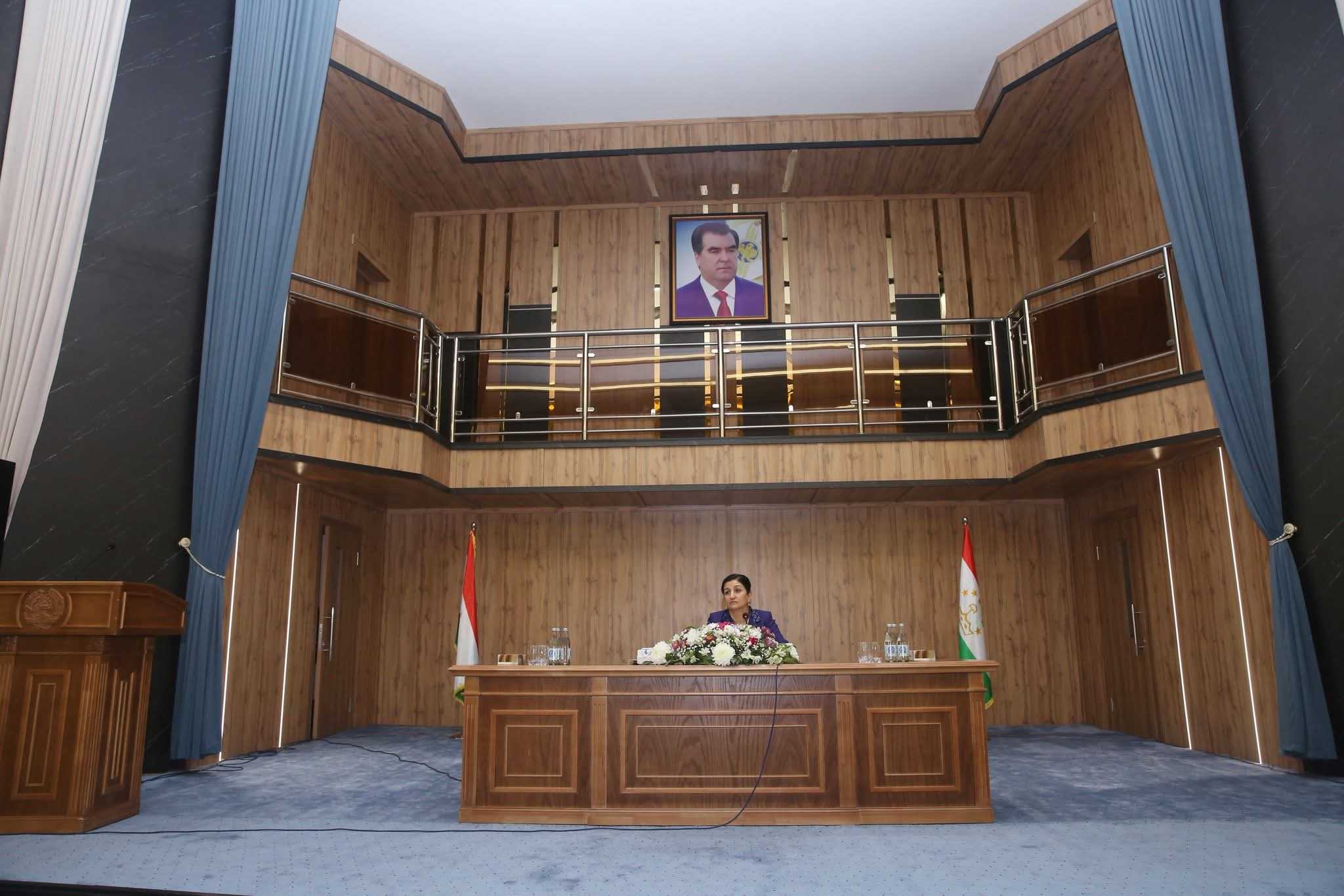 БАРГУЗОРИИ ҶАЛАСАИ КОРИИ МУОВИНИ РАИСИ ШАҲРИ ДУШАНБЕ