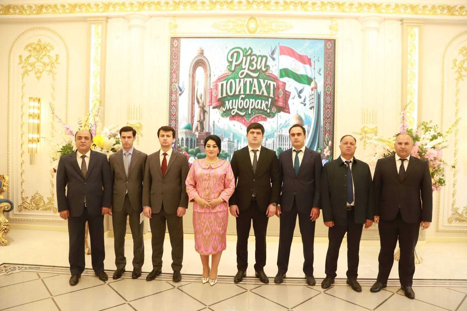 ТАҶЛИЛИ ШОИСТАИ РӮЗИ ПОЙТАХТ ДАР НОҲИЯИ СИНОИ ШАҲРИ ДУШАНБЕ