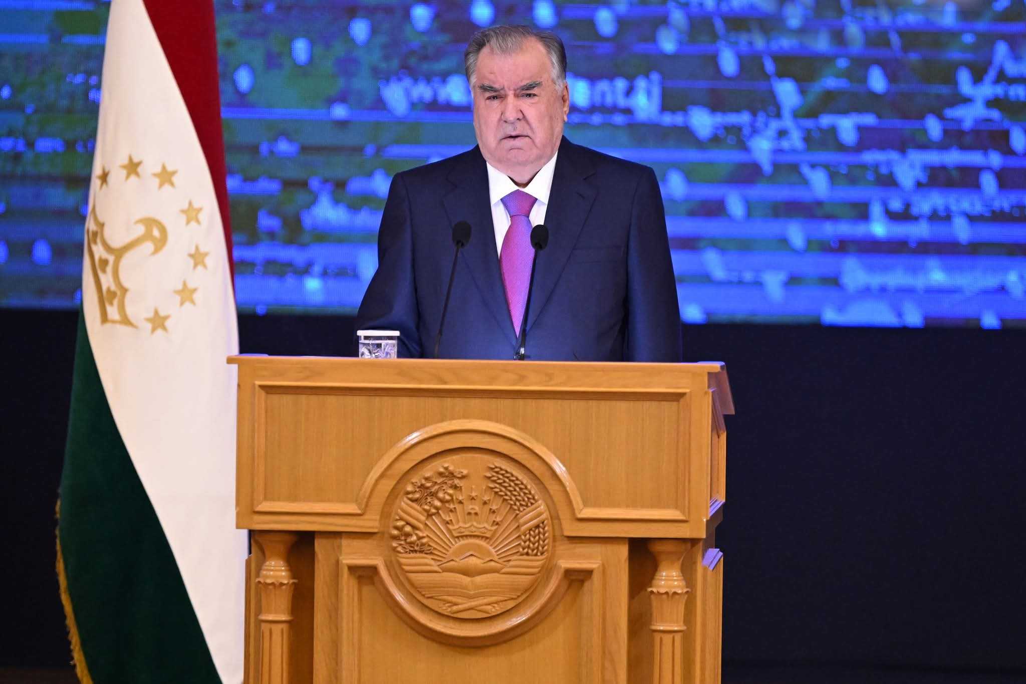 Мулоқот бо роҳбарон ва фаъолони вилояти Хатлон дар ноҳияи Данғара