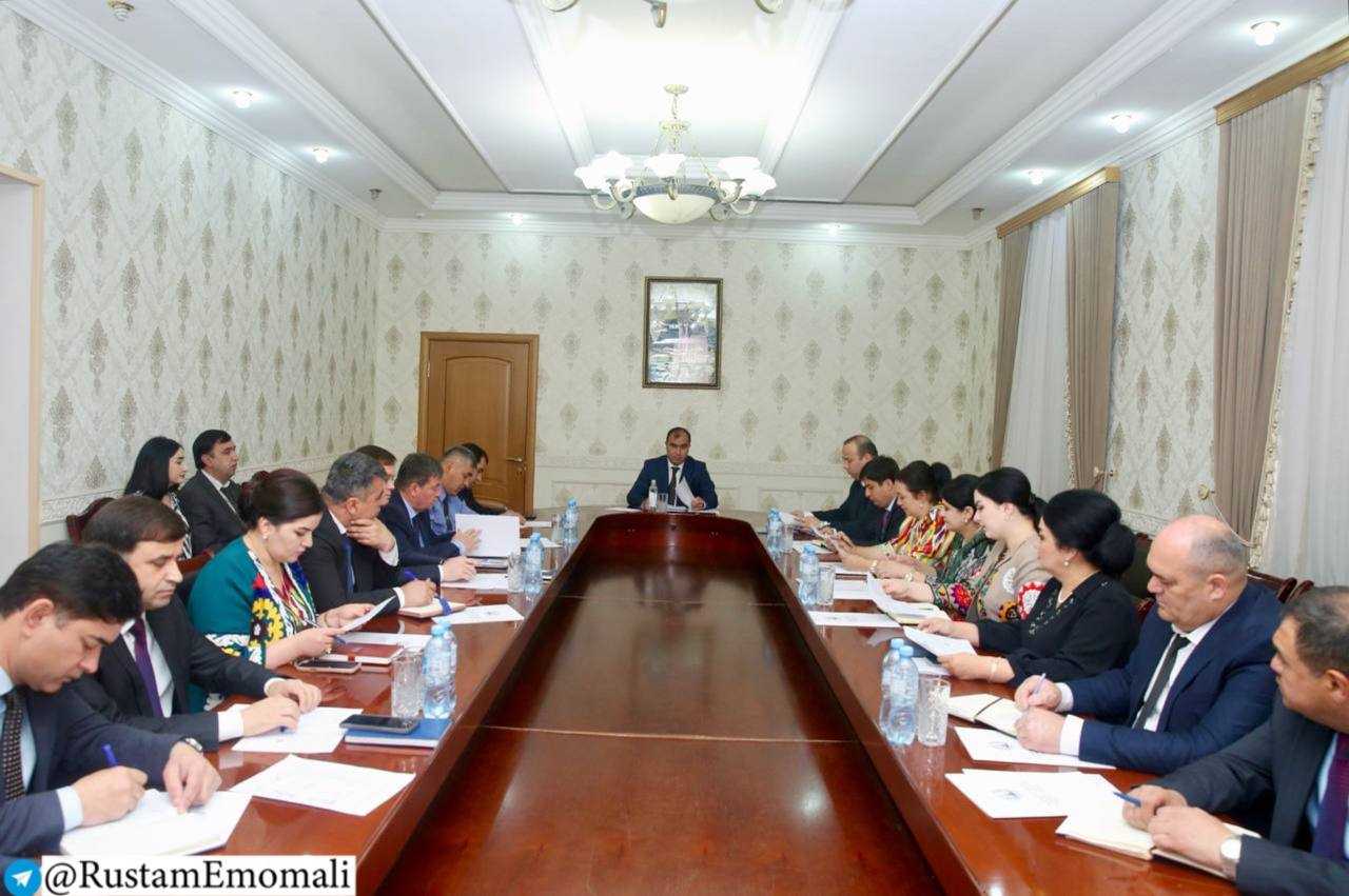 ҶАЛАСА ВОБАСТА БА БАРГУЗОРИИ ДАВРИ ШАҲРИИ ФЕСТИВАЛ-ОЗМУНИ БЕҲТАРИН УСТО ВА ШОГИРД