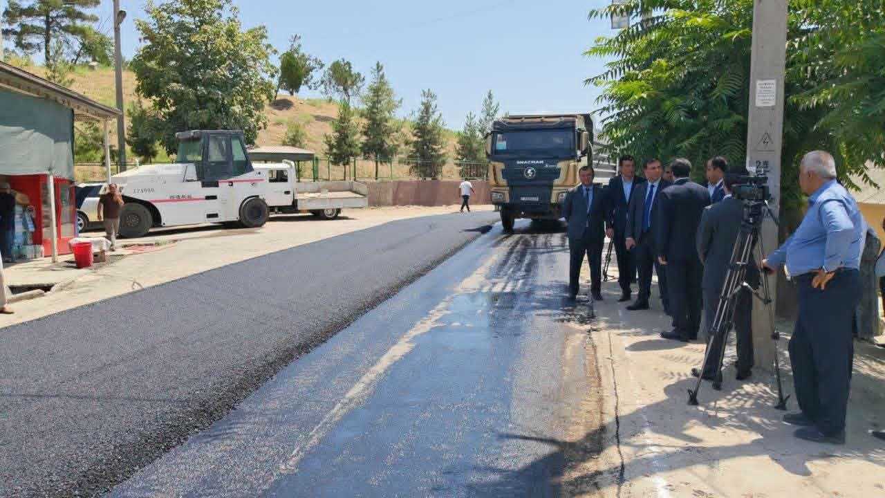 Идомаи корҳои созандагӣ дар ноҳияи Шоҳмансури шаҳри Душанбе