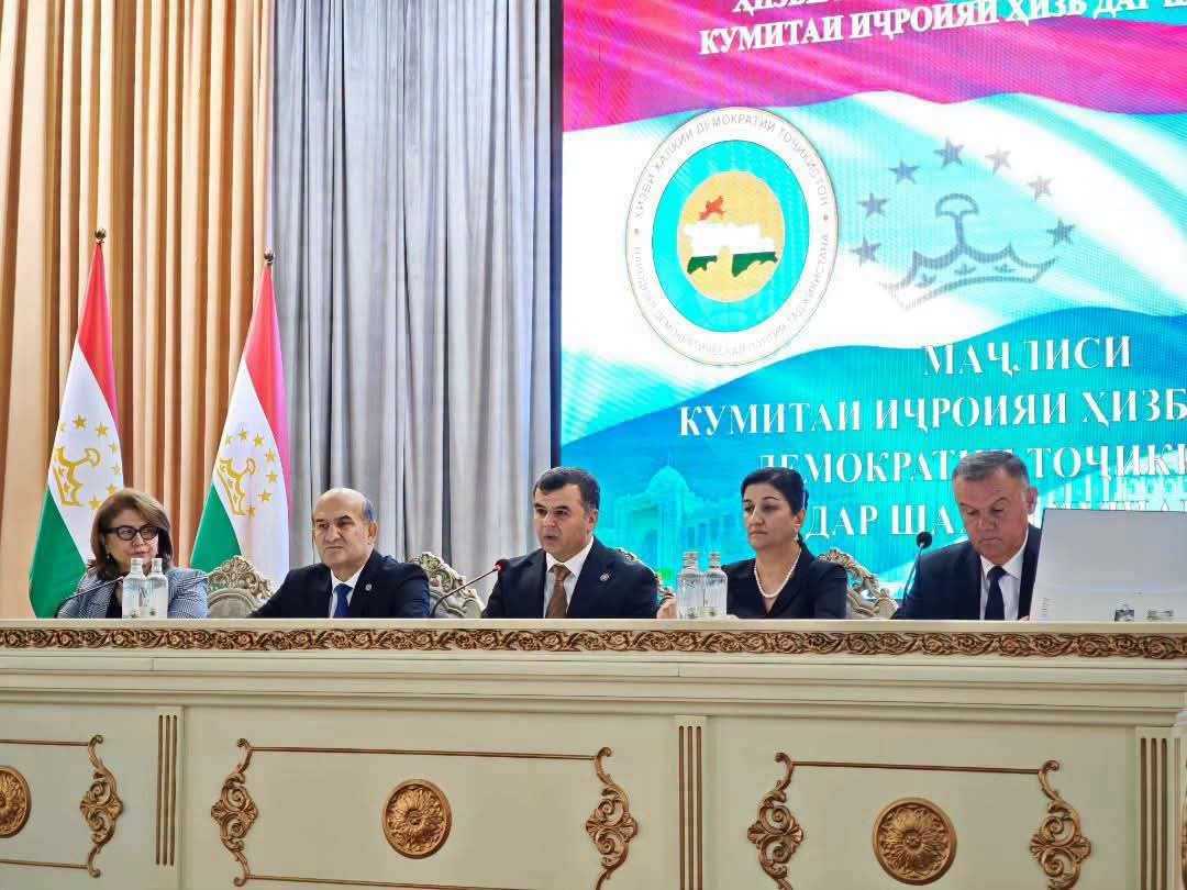 ДАР ДУШАНБЕ БЕШ АЗ 13 ҲАЗОР НАФАР БА САФИ ҲИЗБИ ХАЛҚИИ ДЕМОКРАТИИ ТОҶИКИСТОН ҚАБУЛ ГАРДИДАНД