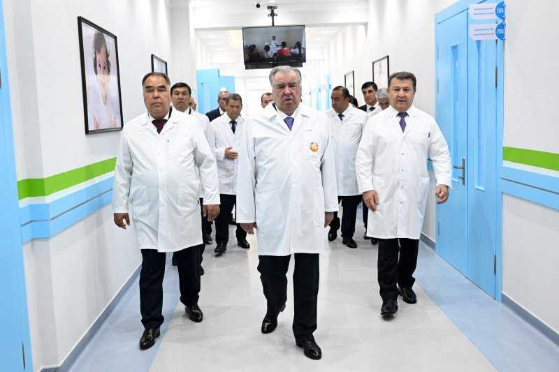 Президенти Ҷумҳурии Тоҷикистон Эмомалӣ Раҳмон дар шаҳри Хуҷанд бинои иловагии Беморхонаи клиникии кӯдаконаи вилояти Суғдро ифтитоҳ намуданд