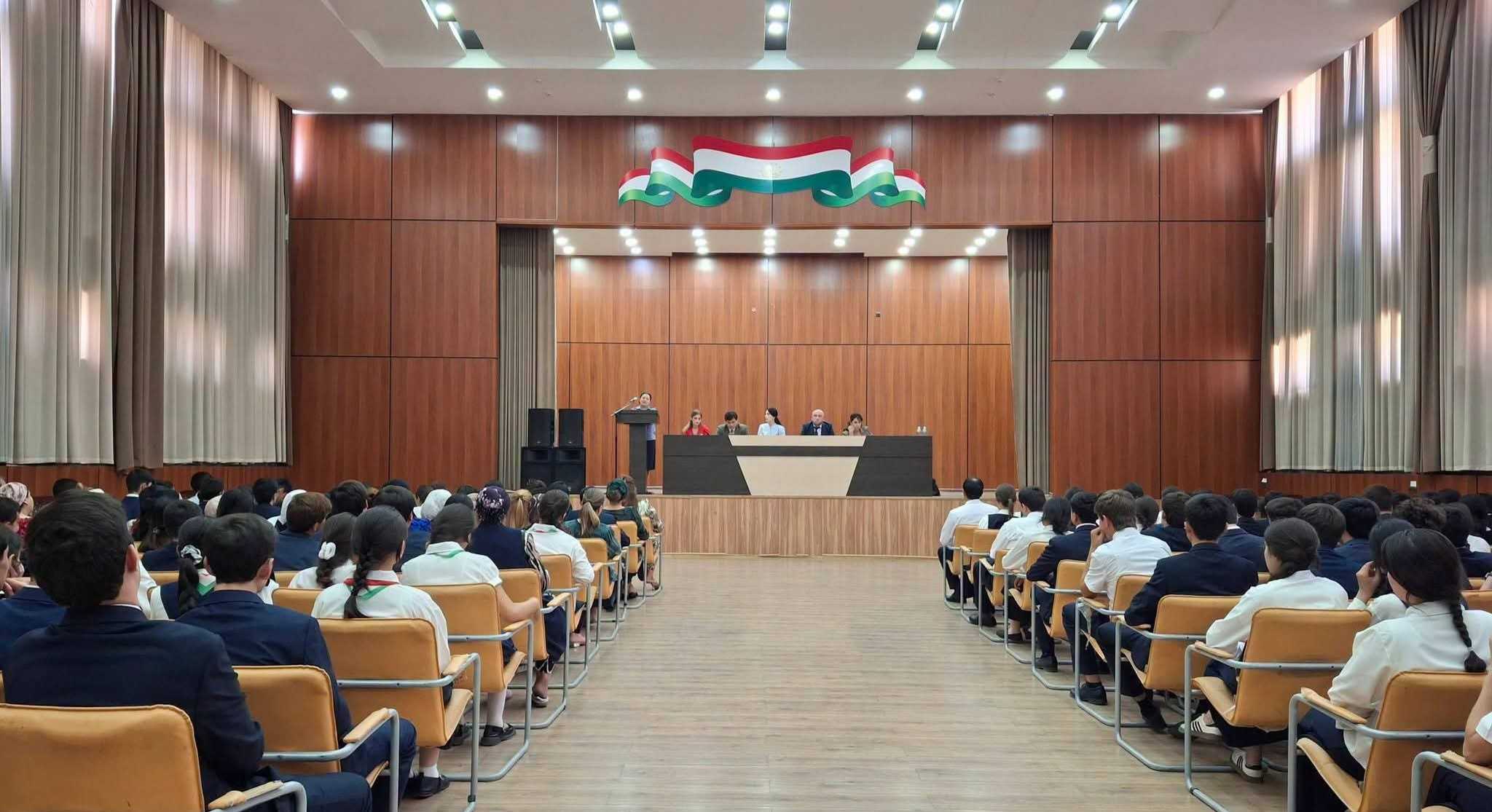 ВОХӮРИҲОИ ГУРӮҲИ КОРИИ МАҚОМОТИ ИҶРОИЯИ ҲОКИМИЯТИ ДАВЛАТИИ НОҲИЯИ ИСМОИЛИ СОМОНӢ АЗ РӮИ УСУЛИ "МАКТАБ БА МАКТАБ" ДАР МУАССИСАҲОИ ТАҲСИЛОТИ МИЁНАИ УМУМИИ №6 ва №1