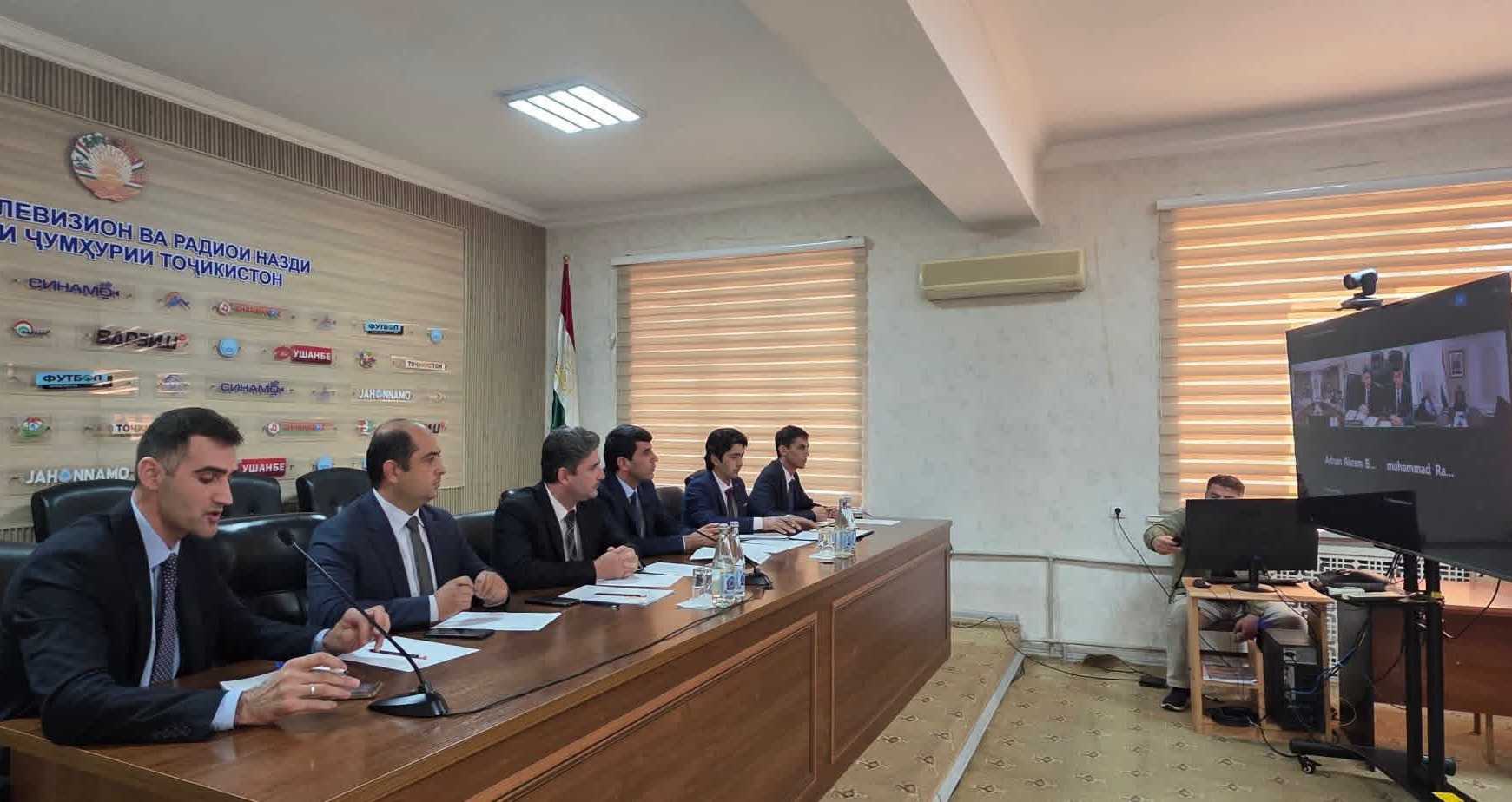 Тоҷикистону Покистон ҳамкории расонаиро тақвият медиҳанд